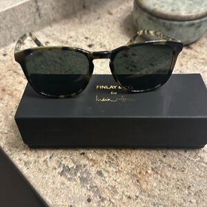 Beautiful India hicks finlay collab glasses